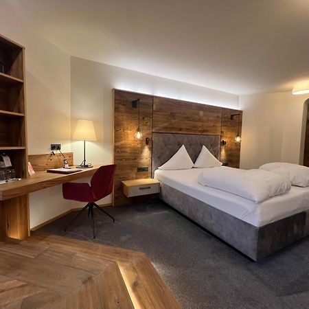 Wellnesshotel ...Liebes Rot-Flueh Haldensee Extérieur photo
